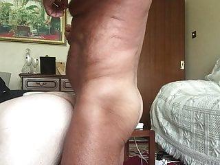 john liebt es seinen schwanz zu blasen und seinen arsch zu ficken