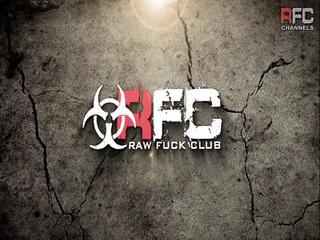 Doppelt rein in die Arschfotze - Gaysex mit doppelter Analpenetration