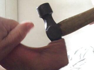 Die englische serbische Nutte serbischen Mösen Vergnügen sich im Wald