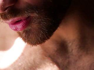 Twink Boy bläst den Schwanz und lässt sich von ihm ficken