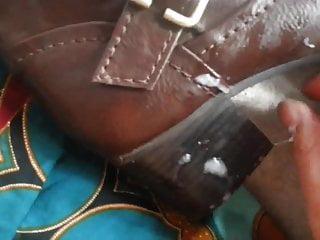 fick schon wieder frau bereitwillig von einem mann