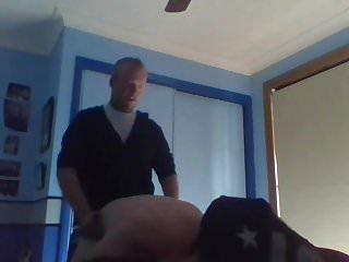 Die kleinschwanz Hure Bree wird von zwei Männern ordentlich durchgenommen