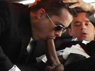 Meinem schwulen Chauffeur den dicken Schwanz geblasen und seinen geilen Arsch geleckt - Rimjob