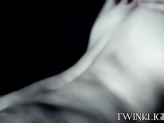 amateurfick unter der dusche mit dem fetten schwanz im arsch - amateur gay porn