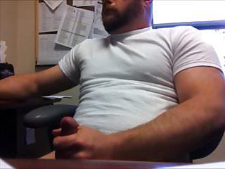 geile voyeure ficken sich im büro die löcher bis zum abspritzen