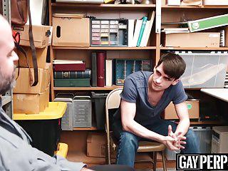 sexy junge kerle ficken sich die löcher und kommen heftig ohne gummi